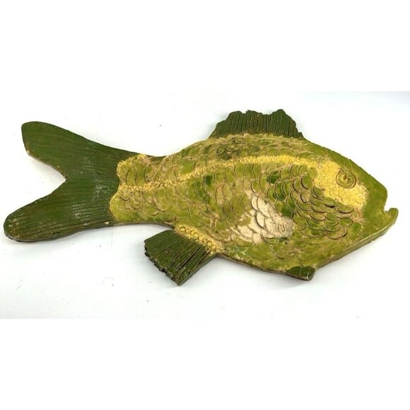 Art Pottery Fish Decor 13" Signed Meg Green Yellow Hand Crafted - Picture 11 of 12